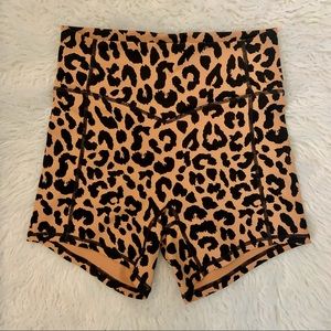 🦁 BALANCE ATHLETICA SHORTS 🦁